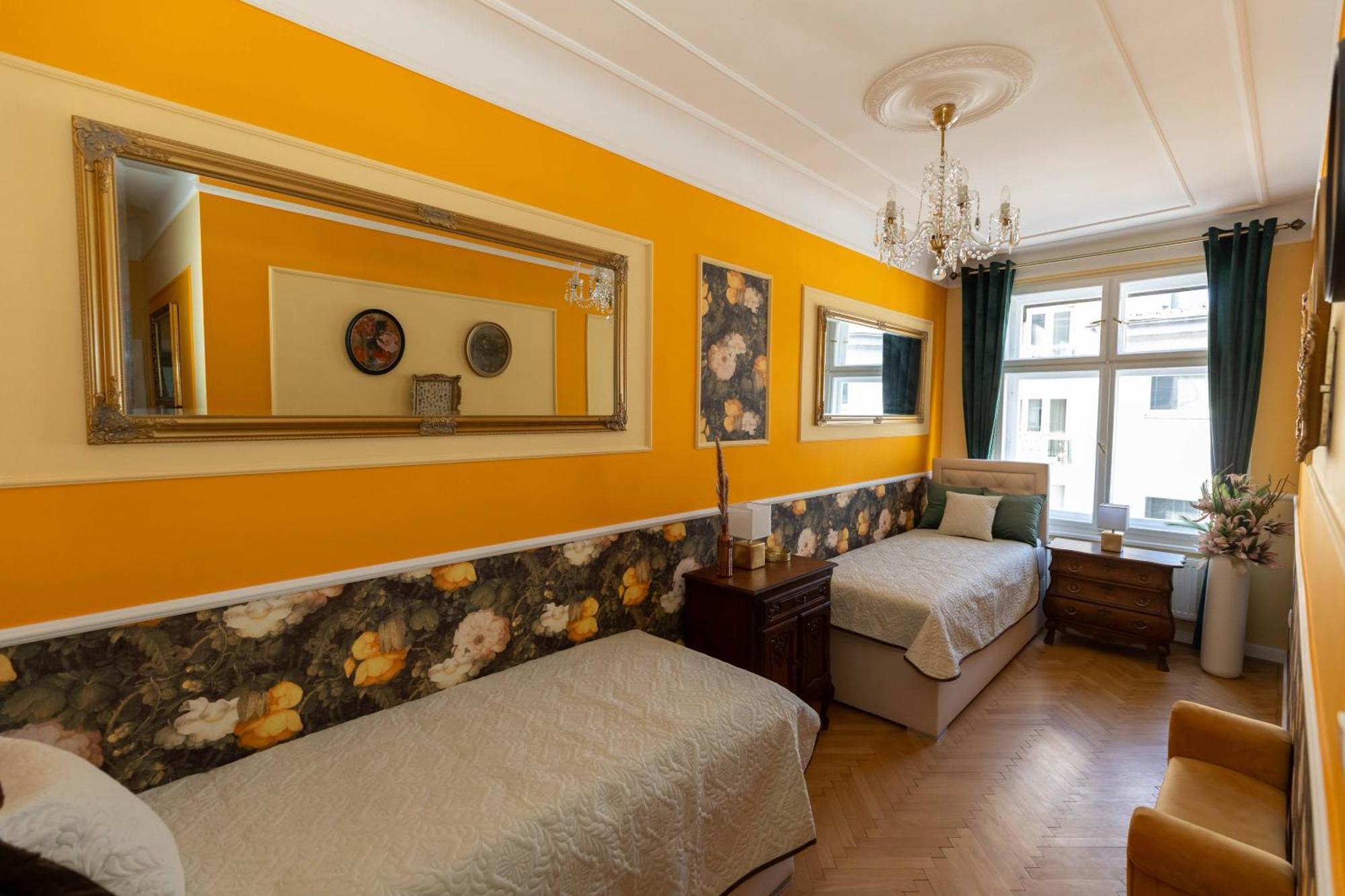 New, Stylish And Spacious Apartment Bratislava Eksteriør billede