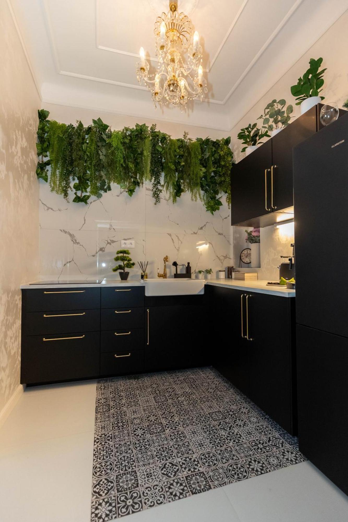 New, Stylish And Spacious Apartment Bratislava Eksteriør billede