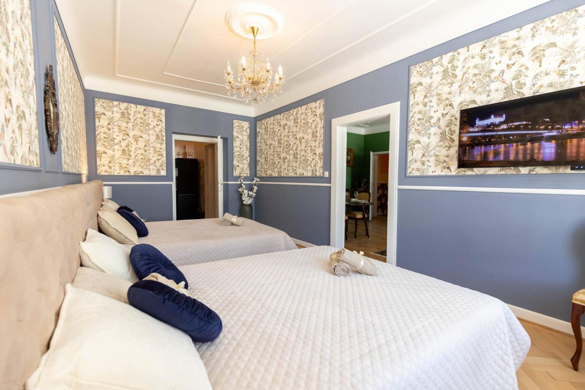 New, Stylish And Spacious Apartment Bratislava Eksteriør billede