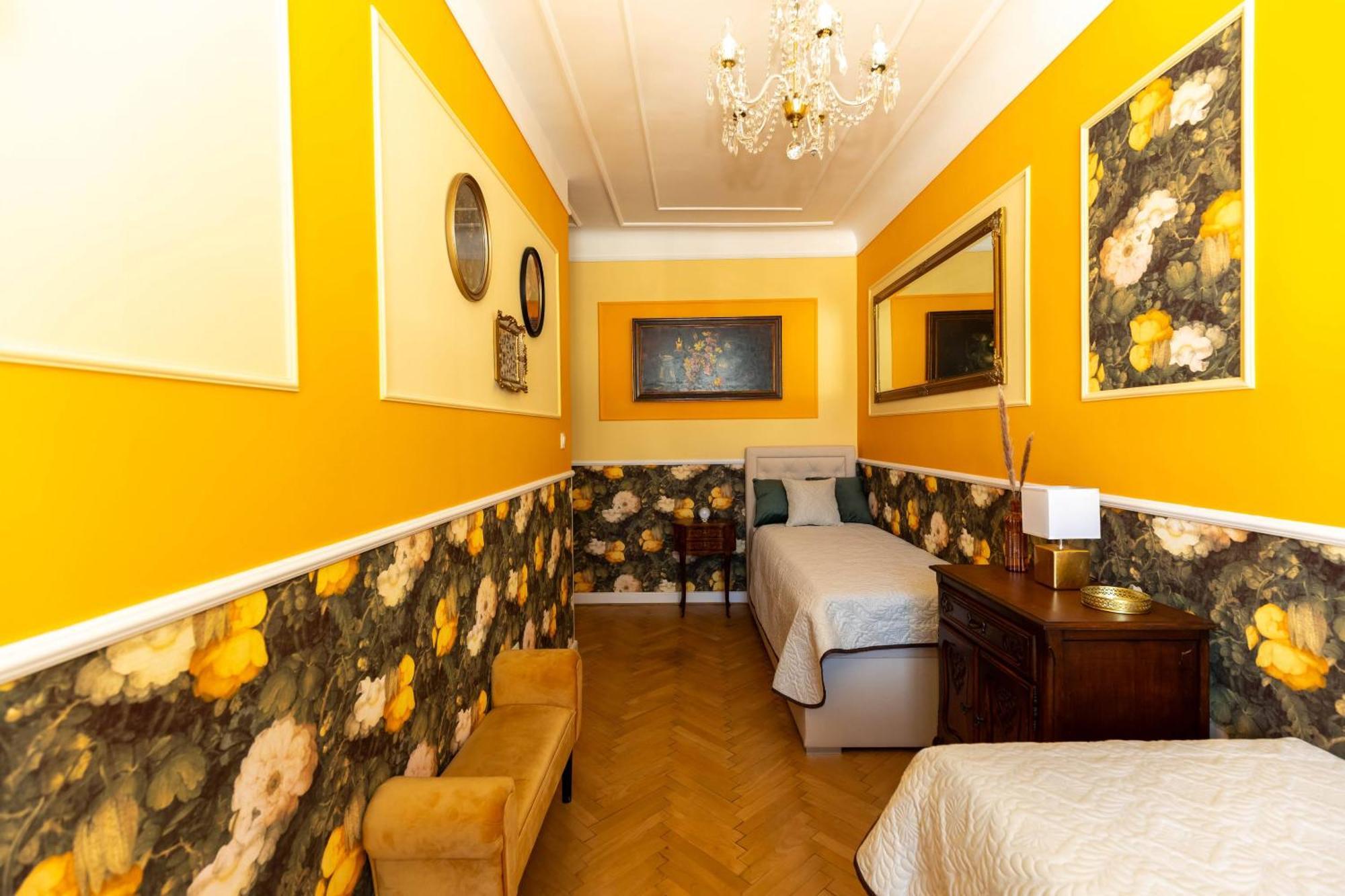 New, Stylish And Spacious Apartment Bratislava Eksteriør billede