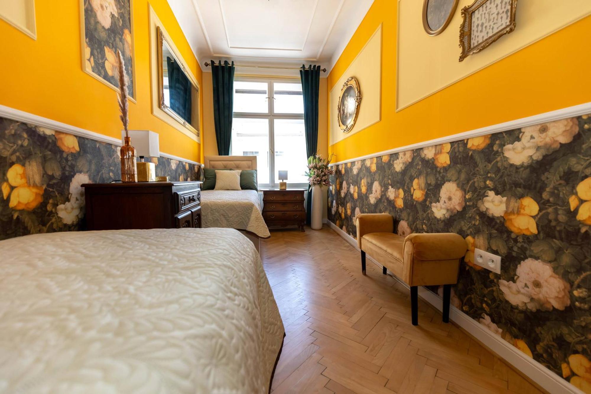 New, Stylish And Spacious Apartment Bratislava Eksteriør billede